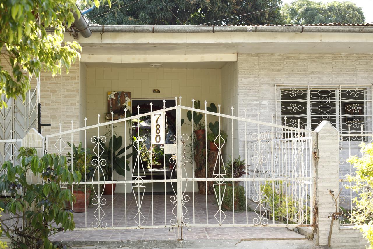 Hotel Backpacker Kitara House Tarapoto Exterior foto
